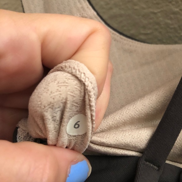 Lululemon Wild Tank - Picture 8 of 8